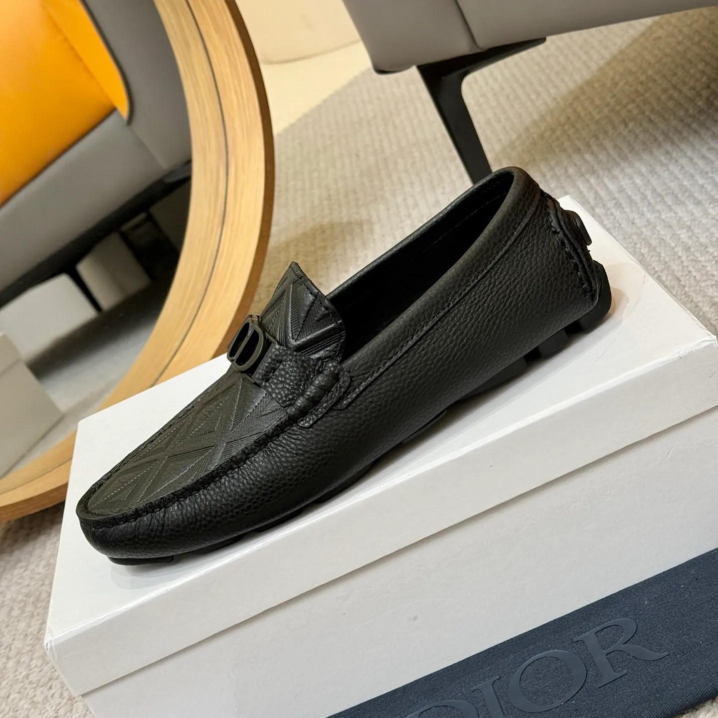 Men's clothing and shoes 💰420! (Yangli) Quality DIOR [Dior’s latest arrival] real auction hot-selling Doudou shoes 🔍DIOR) new Doudou shoes 👍Belgian designer Martin Margiela serves as Gucci shoe designer y full of charm, luxury style gentleman upper: imported cowhide, lining with spring sweat-absorbent first-layer sheepskin. Outsole Brand outsole, the last stitching on the bottom will never come off; equipped with classic Gucci exquisite hardware C D buckle💋The whole pair of shoes is fashionable and casual without losing high-end style; standard 38-46